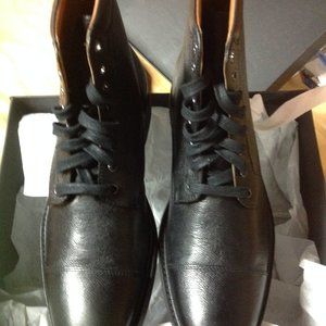 Bloomingdale's Men's Black Leather CapToe Boots - 11 -  New in Box